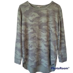 Medium Jane and Delancey